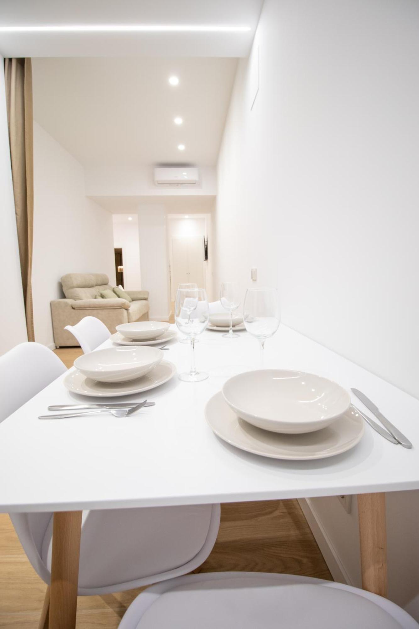 Bedtime Suites By Concept Flats Valencia Exterior foto