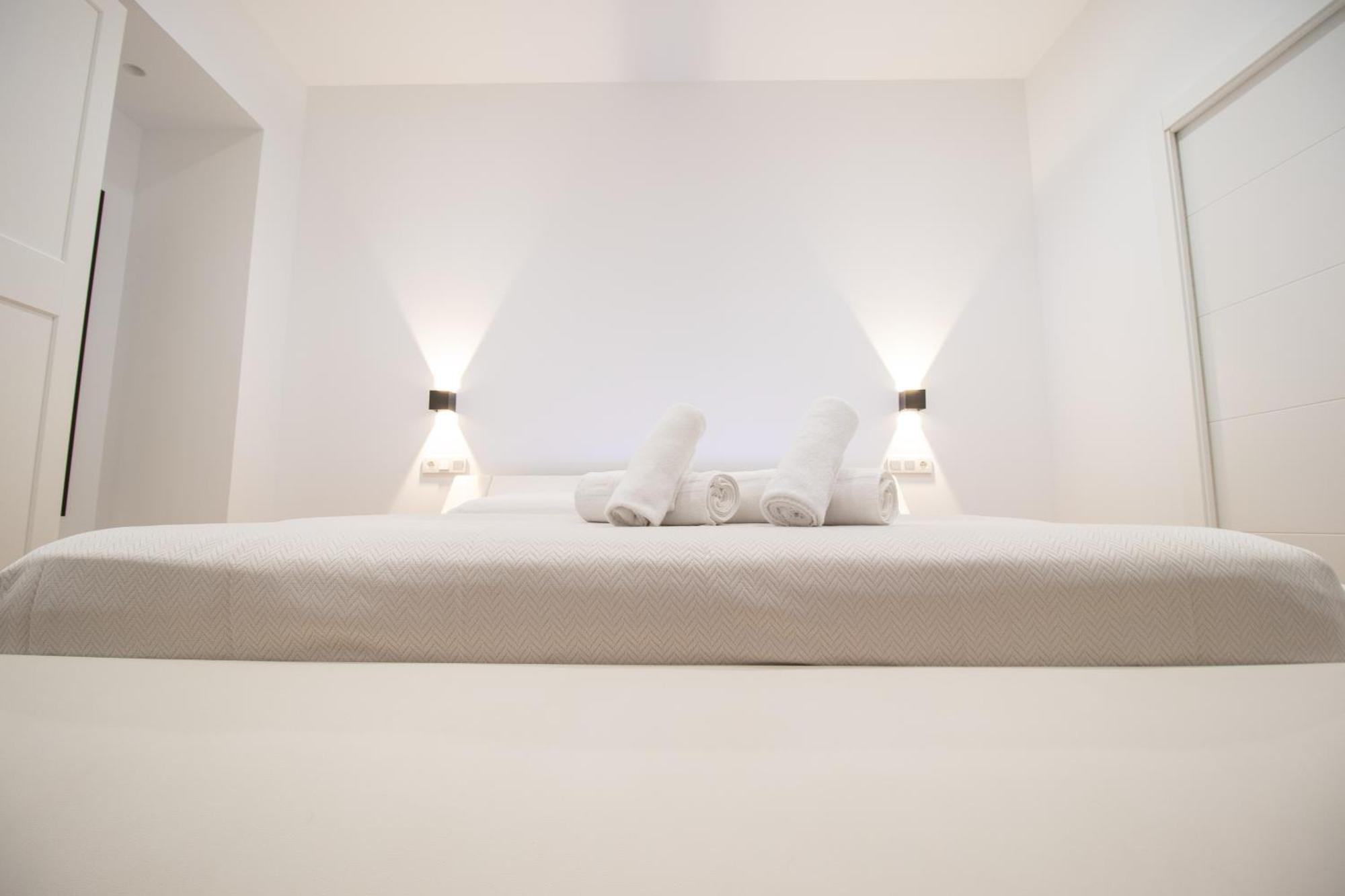 Bedtime Suites By Concept Flats Valencia Exterior foto