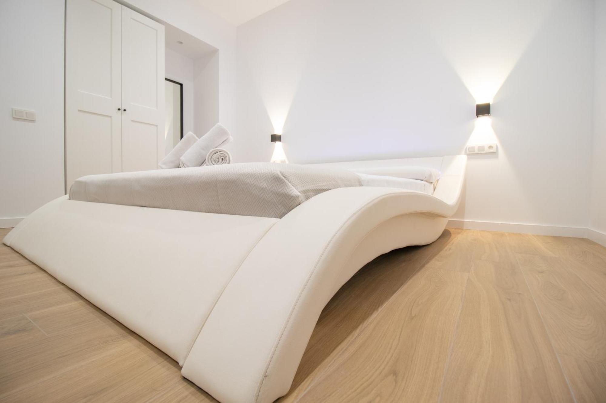 Bedtime Suites By Concept Flats Valencia Exterior foto
